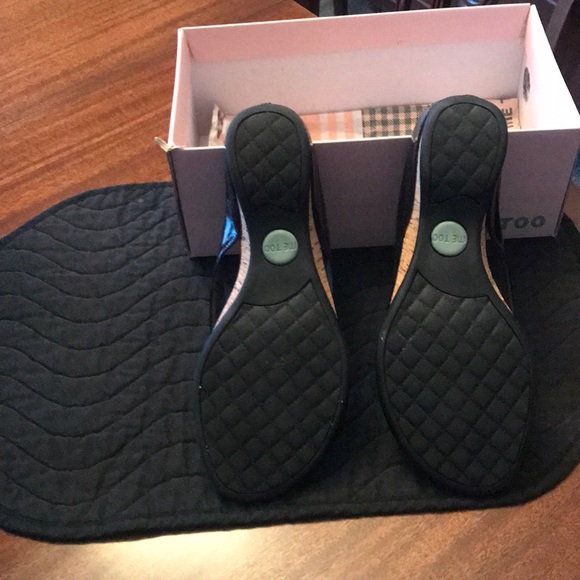 Leather & Cork wedge flip flops - Picture 3 of 3